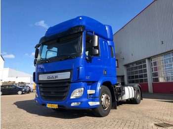 Камион влекач DAF CF 400