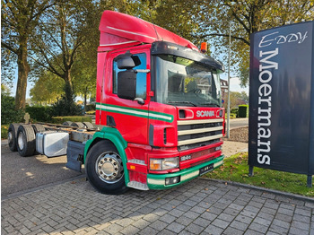 Камион со кабинска шасија SCANIA P124