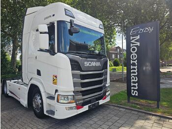 Камион влекач SCANIA R 450