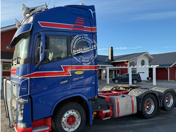 Камион влекач Volvo FH750: слика 3