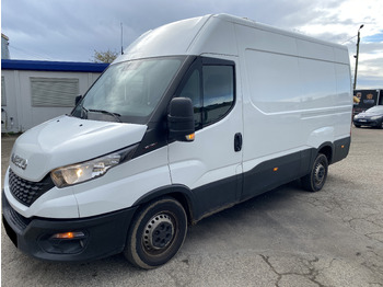 Товарно комбе IVECO Daily 35s18