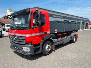 Камион со платформа MERCEDES-BENZ Atego 1524