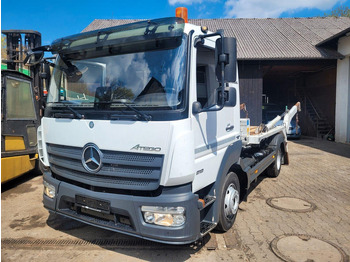 Камион за подигање контејнери MERCEDES-BENZ Atego 818