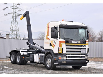 Камион со кука за подигање SCANIA R124