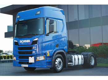 Камион влекач SCANIA R 450