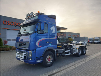 Камион со кука за подигање VOLVO FH16 750