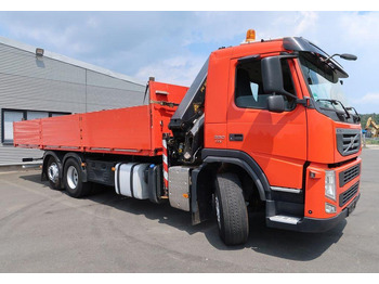 Камион со платформа VOLVO FM 330