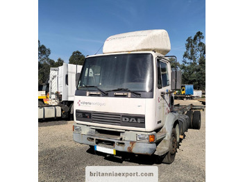 Камион со кабинска шасија DAF 55