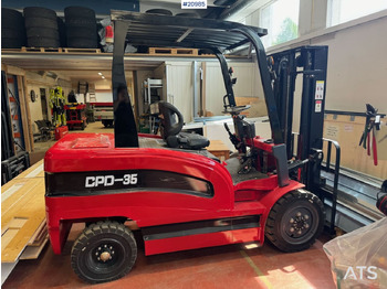 Електричен вилушкар CPD- 35 MotvektstrucK: слика 2