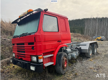 Камион со кабинска шасија SCANIA P112