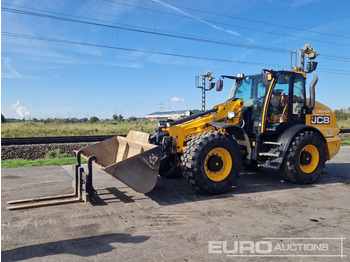Натоварувач на тркала JCB TM420
