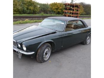 Автомобил Jaguar XJ6 Car - ZJ51519BW: слика 1