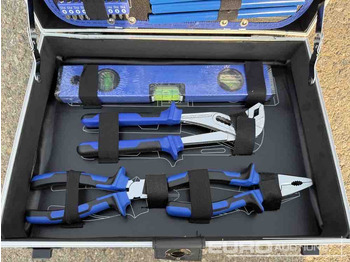 Опрема за работилница Unused Günter Wagen 110 Pcs Tool Case: слика 3