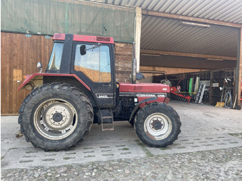 Трактор CASE IH