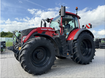 Трактор FENDT 724 Vario