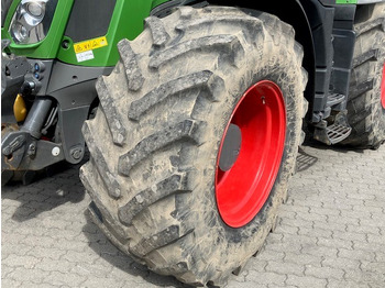 Трактор Fendt 828 Vario S4 ProfiPlus: слика 3