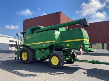 Комбајн JOHN DEERE T660