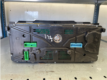 Кабина и ентериер за Камион VOLVO INSTRUMENT CLUSTER 70395665: слика 2