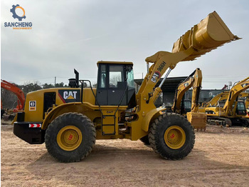Натоварувач CATERPILLAR 966H