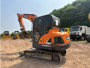 Багер гасеничар DOOSAN DX60: слика 5