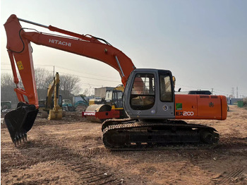 Багер HITACHI EX200