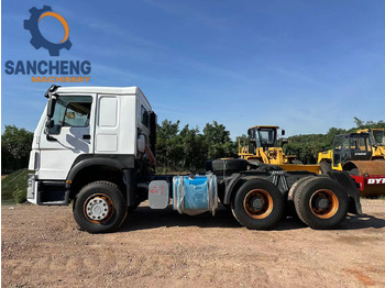 Камион влекач SINOTRUK HOWO Truck Head 371hp: слика 3