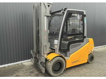 Електричен вилушкар JUNGHEINRICH EFG