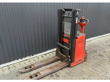 : фотографија на заглавието