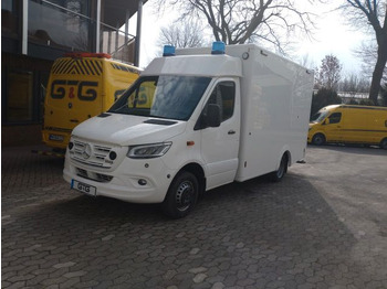 Амбулантно возило MERCEDES-BENZ Sprinter 519