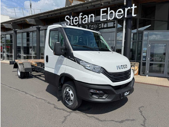 Камион со кабинска шасија IVECO Daily 50c18