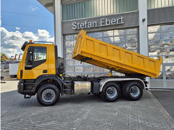 Кипер Iveco Trakker AD380T50 6x4 Kipper/SZM Wechselsystem: слика 4