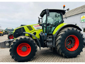 Трактор CLAAS Axion 850