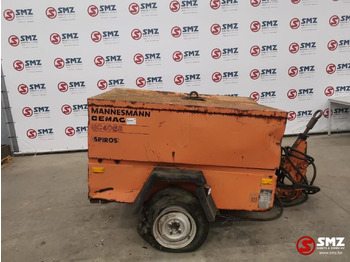 : фотографија на заглавието