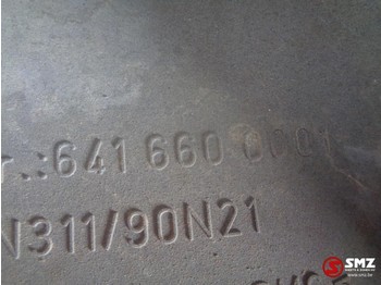 Праг за стапнување за Камион Mercedes-Benz Occ opstapbak links: слика 2