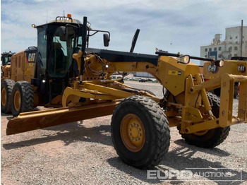 Порамнувач CATERPILLAR 12M