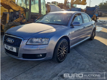 Автомобил AUDI