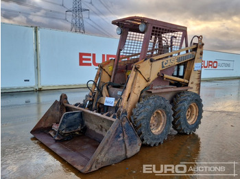 Компактен натоварувач CASE