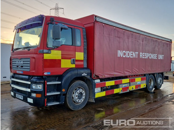 Камион со церада MAN