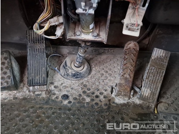 Зглобен истоварувач VOLVO A40D