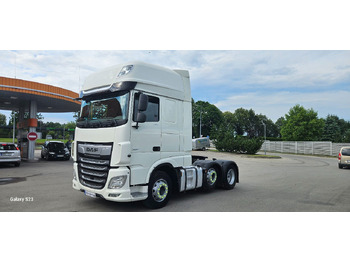 Камион влекач DAF XF 105 460