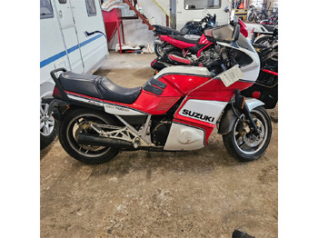 Мотоцикл Suzuki GSX1100EF: слика 2
