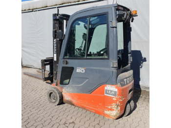 Лизинг на Toyota Traigo 20 Toyota Traigo 20: слика 4