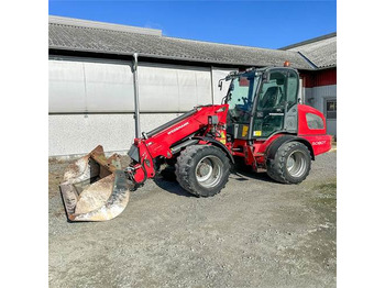 : фотографија на заглавието