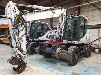 Багер на тркала