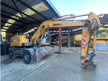 Багер на тркала LIEBHERR A 314