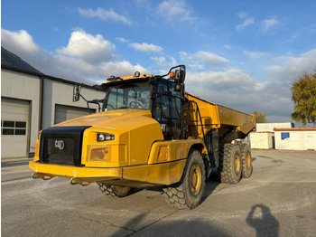 Зглобен истоварувач CAT 730: слика 2