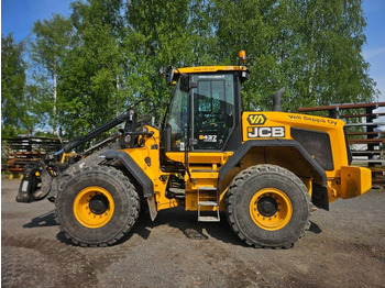 Натоварувач на тркала JCB 437