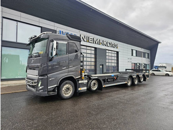 Камион за дрва VOLVO FH16 750