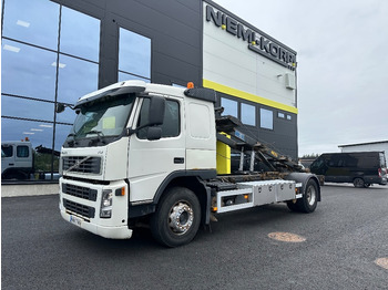Камион за подигање контејнери VOLVO FM9