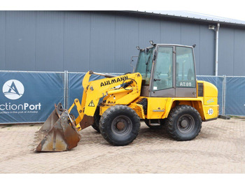 Натоварувач на тркала AHLMANN